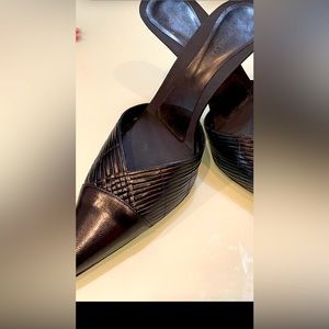 BCBG Max Blk Italian (Topy Sole). Slip-on Leather Stiletto Heels Sz 7B MSRP $198